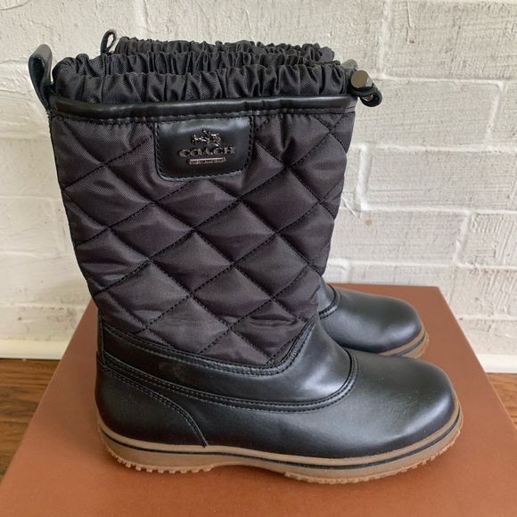 Coach Black Quilted Samara Aniline Snow boots Women Size 6 NWT - Picture 6 of 7